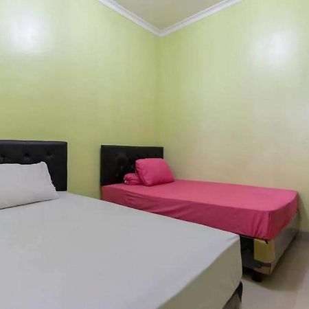 Kostawira Syariah Bintaro Mitra Reddoorz Mencil Exterior foto